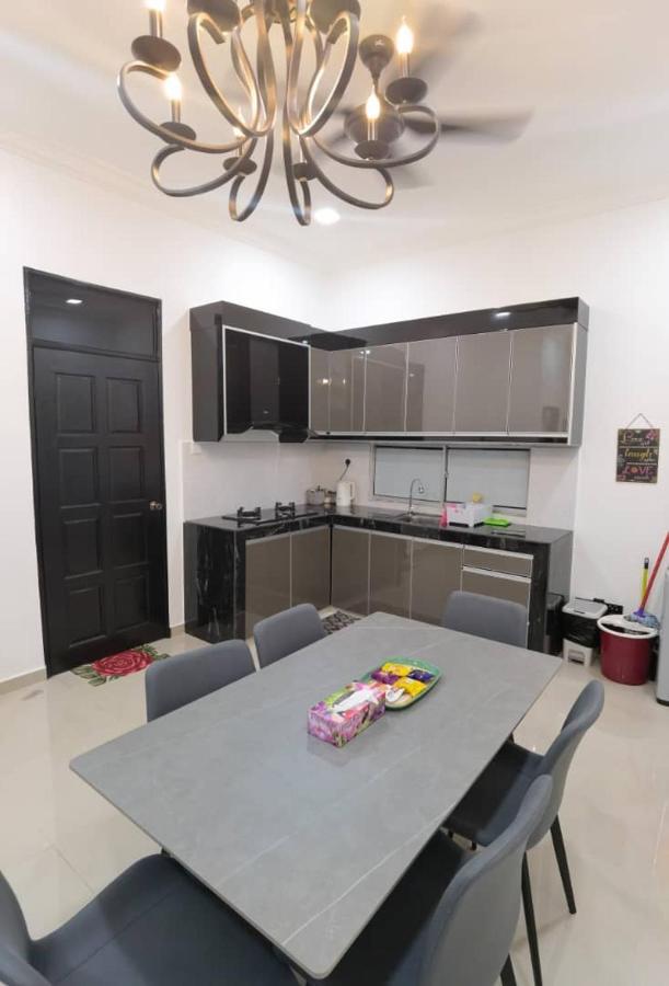 Zf Homestay Kota Bharu Esterno foto